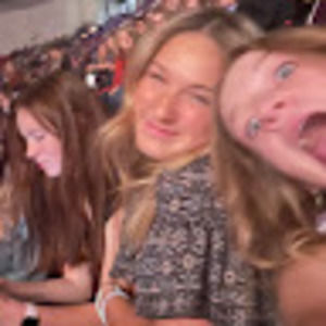 Meet your Posher, Isabella